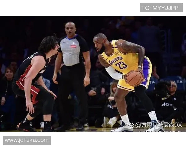 2019年11月莱切与卡利亚精彩对决回顾与赛后分析