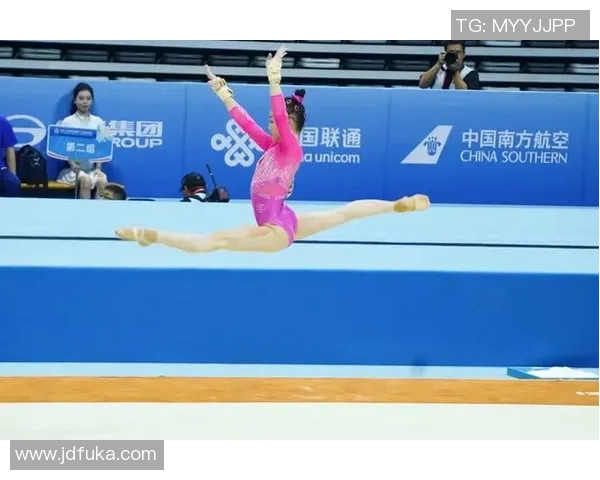 十五运会体操赛场新星闪烁 柯沁沁五金加身成最大赢家 十五运会体操赛场新星闪烁 柯沁沁五金加身成最大赢家